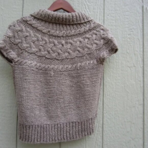 Dragonfly Cardigan sweater Women's S wool Blened One Button short sleeve comfy - Picture 4 of 4